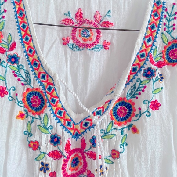 Kalypso Embroidered Tunic Top - Picture 2 of 5